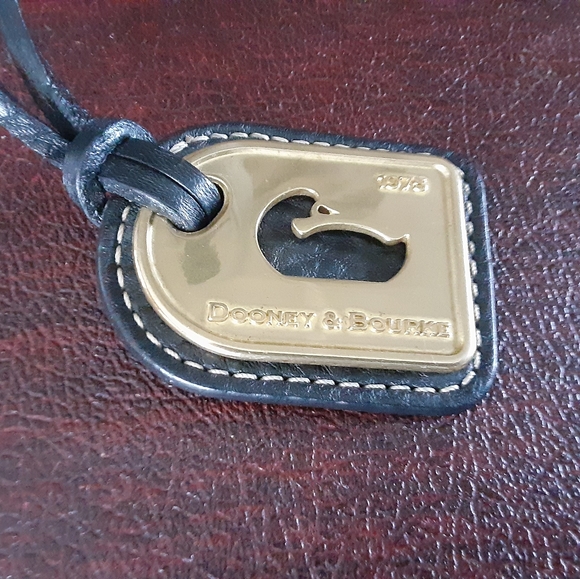 Dooney & Bourke Handbag - Picture 3 of 9